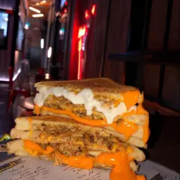 كلوب شاورما قطع